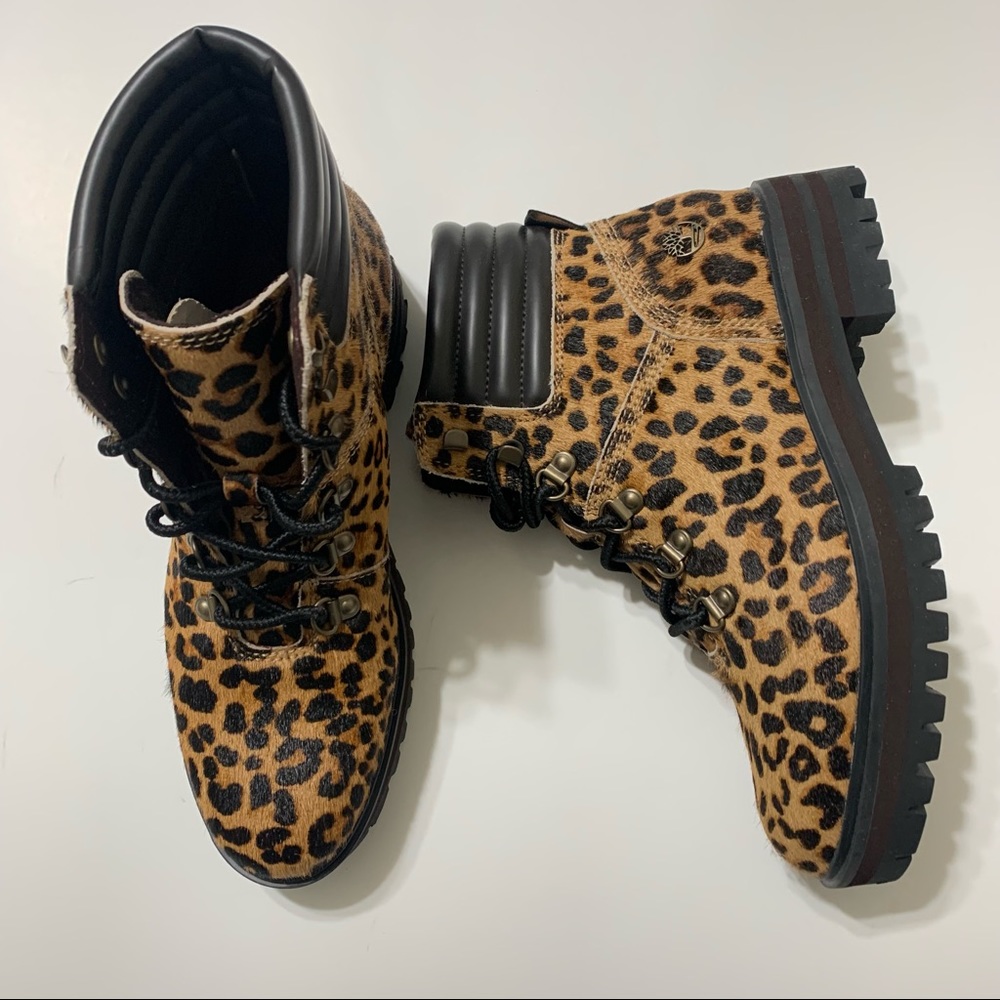 Timberland Leopard Print Lace-Up Boots - Brown/Black